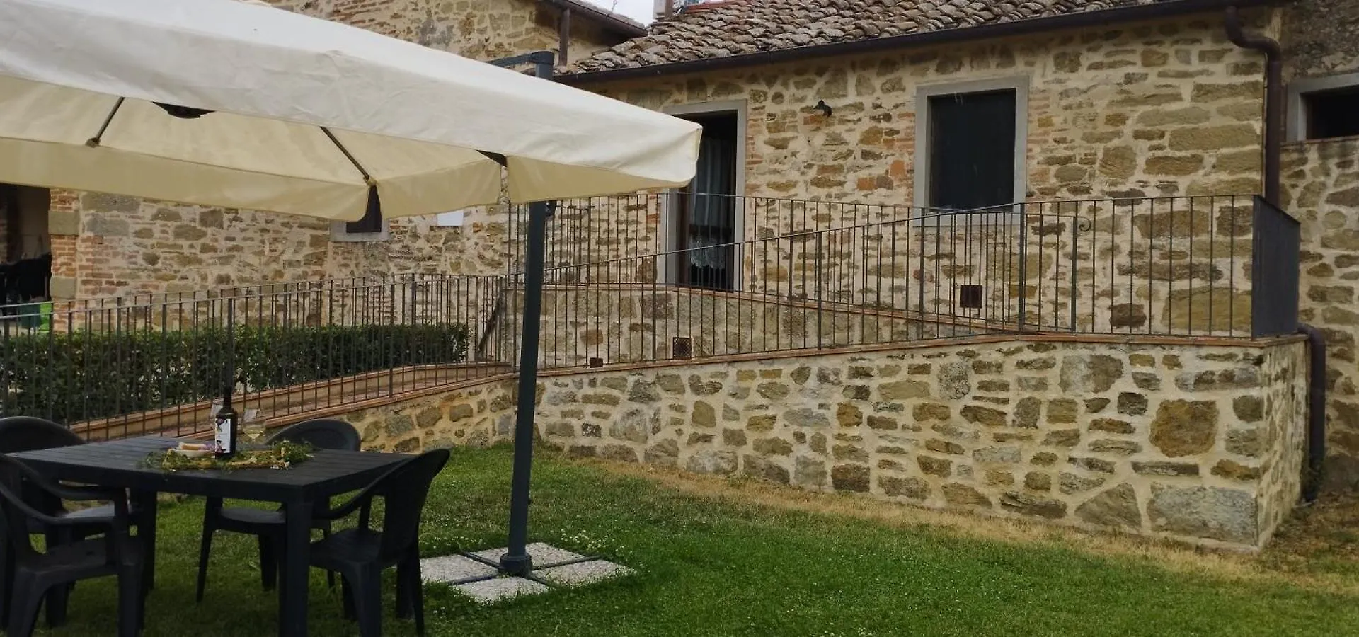 Vila Borgo Macereto Dicomano Farma